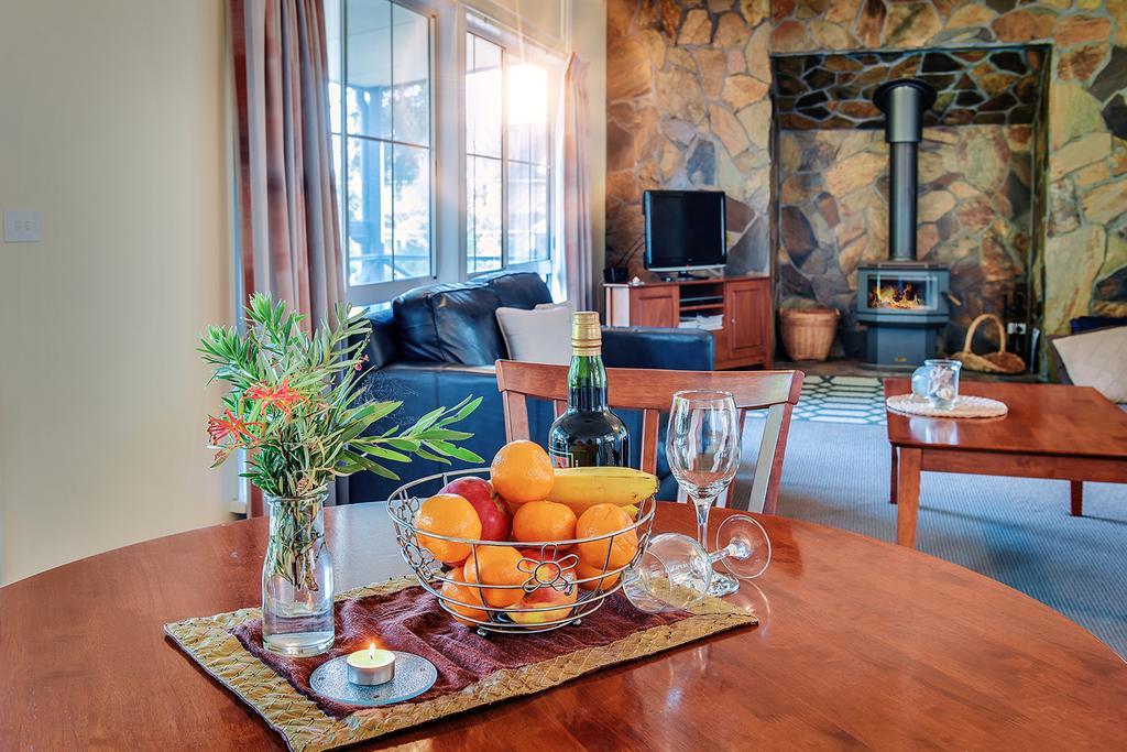 Waverley House Cottages Lakes Entrance Eksteriør bilde
