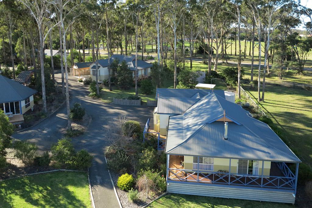 Waverley House Cottages Lakes Entrance Eksteriør bilde